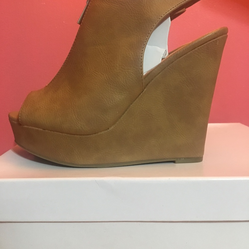 Wedges - Picture 5 of 5
